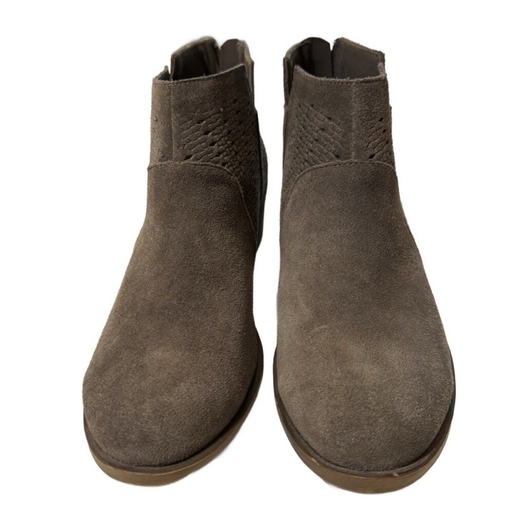 Kensie Grayce Ankle Boots Women's Size 8M Taupe 1.5 Inch Heel